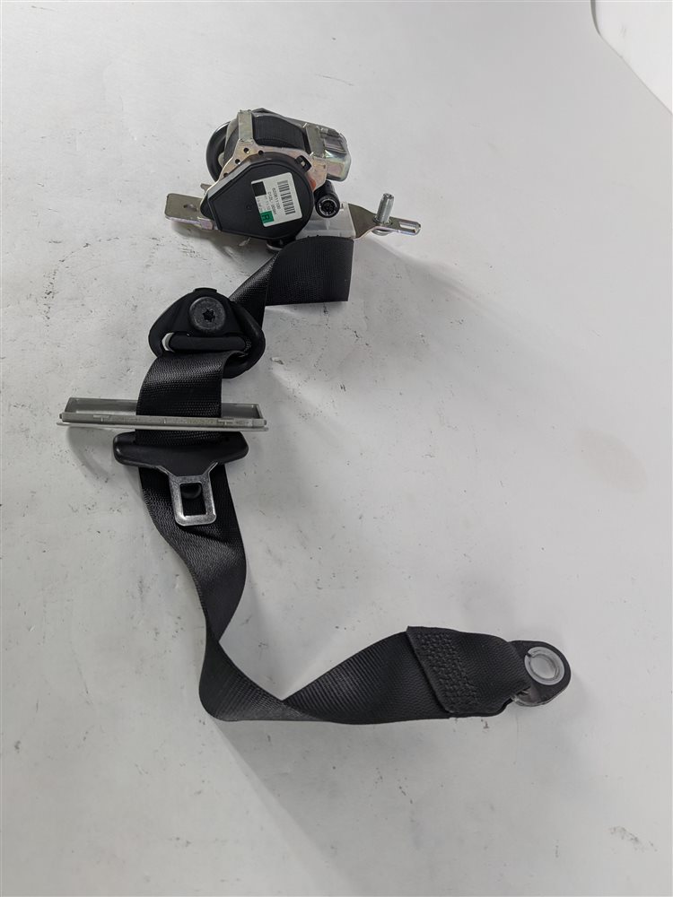 Thumbnail 4: 2014 MERCEDES GL550 (X166) REAR RIGHT 2ND ROW SEAT SEATBELT RETRACTOR (Black)