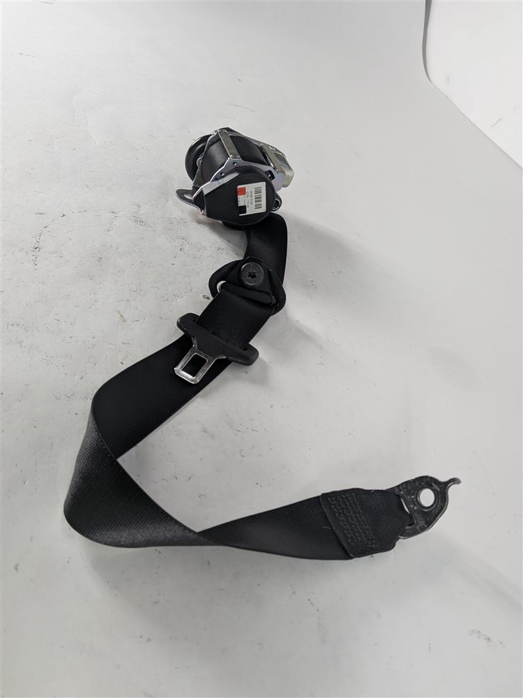Thumbnail 4: 2014 MERCEDES GL550 (X166) REAR LEFT 3RD ROW SEAT SEATBELT RETRACTOR (Black)