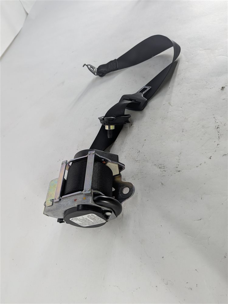 Thumbnail 5: 2014 MERCEDES GL550 (X166) REAR LEFT 3RD ROW SEAT SEATBELT RETRACTOR (Black)
