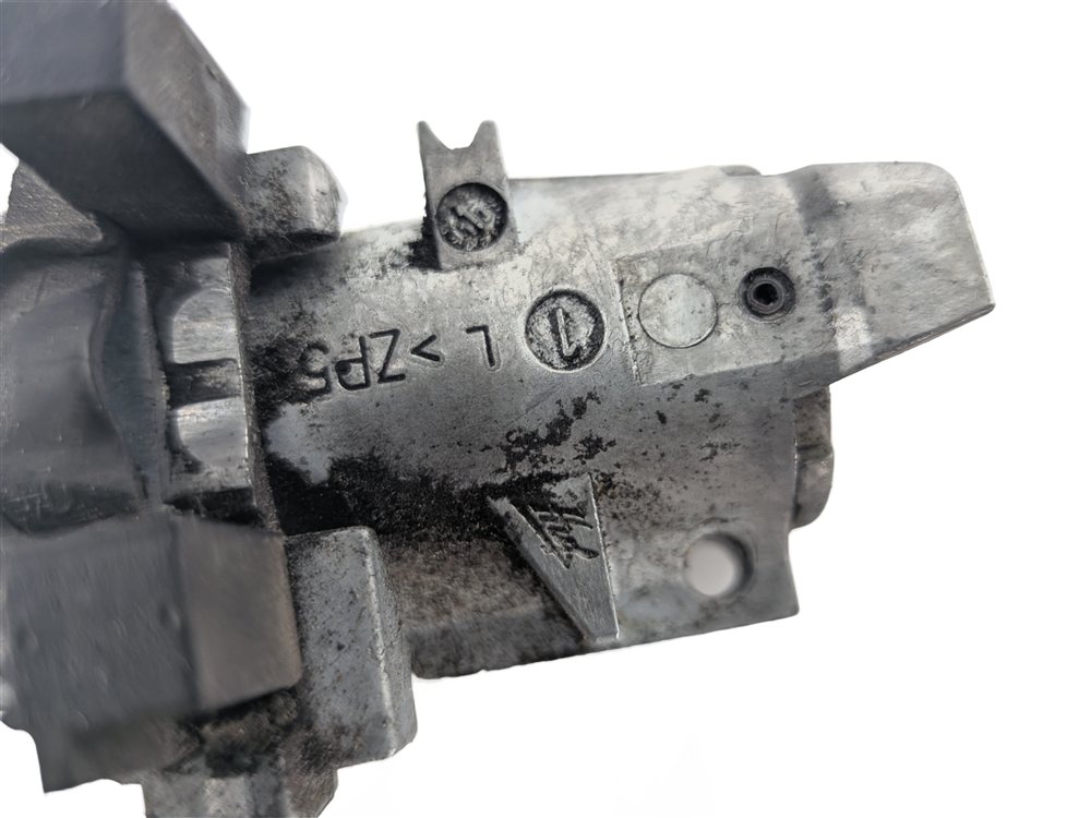 Thumbnail 9: 2014 MERCEDES GL550 (X166) FRONT LEFT DRIVER DOOR LOCK CYLINDER TUMBLER w/ KEY