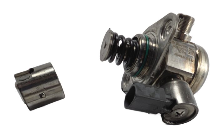 Thumbnail 2: 11-20 MERCEDES E S SL GL (W205 W166 W212 X166 X253) V8 LEFT MECHANICAL FUEL PUMP