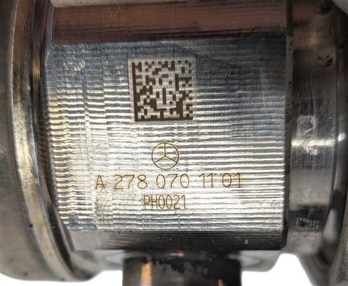 Thumbnail 5: 11-20 MERCEDES E S SL GL (W205 W166 W212 X166 X253) V8 LEFT MECHANICAL FUEL PUMP
