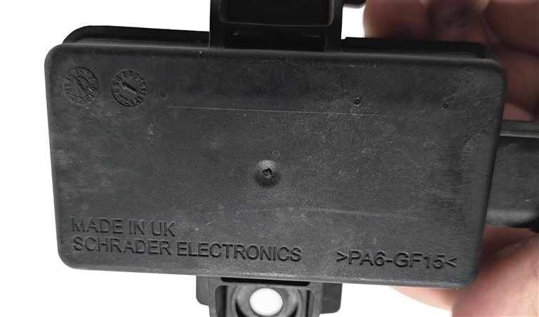 Thumbnail 6: 2014-2020 MERCEDES C E G GL ML (C117 W204 W212 W245 W461 X166 W166) TPMS MODULE
