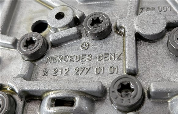 Thumbnail 5: 15-20 MERCEDES C E S GL ML W205 W212 W/X166 W222 TRANSMISSION VALVE BODY w/PLATE