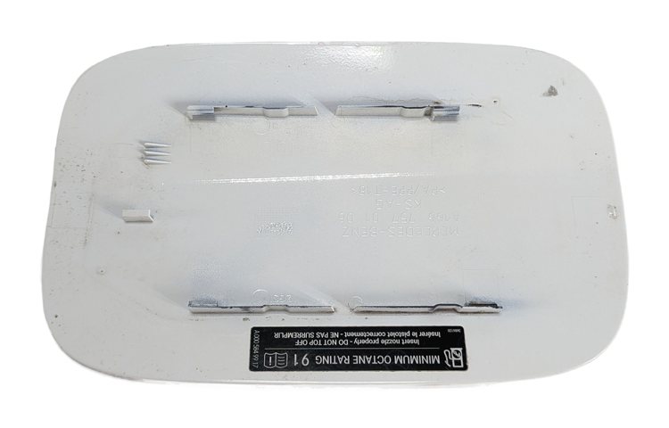 Thumbnail 2: 13-19 MERCEDES GL GLS CLASS (X166) FUEL TANK DOOR LID COVER TRIM FLAP (White)