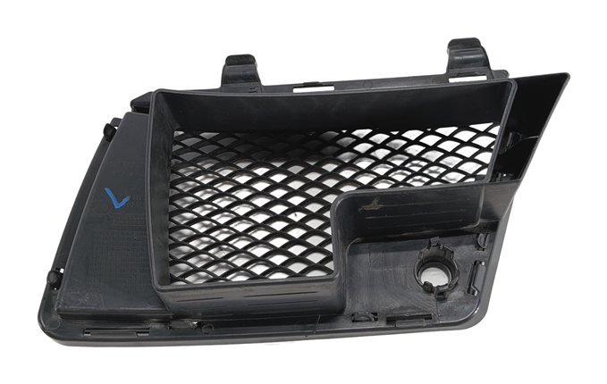 Thumbnail 4: 2013-2016 MERCEDES GL63 AMG (X166) FRONT LEFT LOWER BUMPER GRILLE END (White)