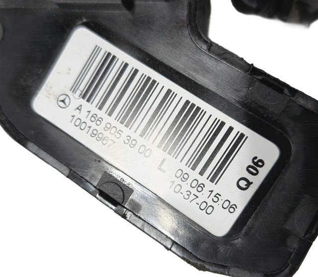 Thumbnail 6: 12-18 CLA G GL ML C117 W166 W242 W463 X166 FRONT LEFT DRIVER MEMORY SEAT SWITCH