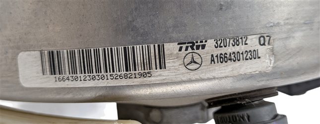Thumbnail 6: 13-19 ML GLE GL GLS (W166 X166) BRAKE BOOSTER w/ MASTER CYLINDER & RESERVOIR