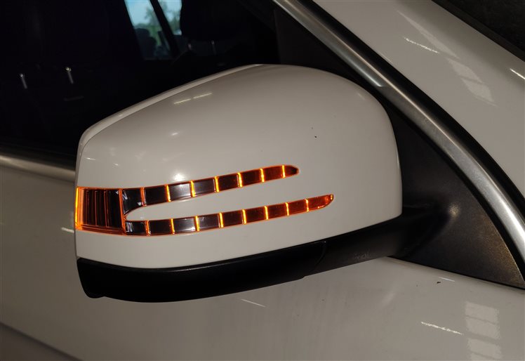 Thumbnail 2: 13-16 MERCEDES GL350 GL450 GL550 X166 RIGHT PASSENGER CAMERA DOOR MIRROR (White)