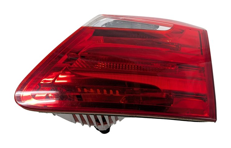 Thumbnail 3: 13-16 MERCEDES GL350 GL450 GL550 (X166) REAR RIGHT INNER TAILLIGHT LIGHT LAMP