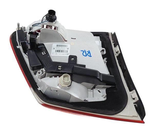 Thumbnail 5: 13-16 MERCEDES GL350 GL450 GL550 (X166) REAR RIGHT INNER TAILLIGHT LIGHT LAMP
