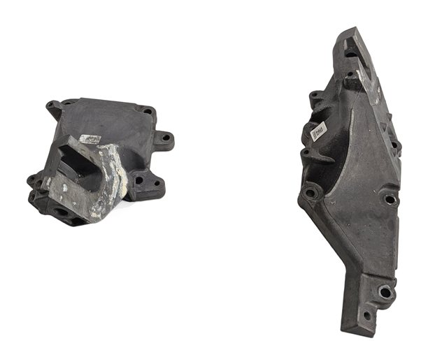 Thumbnail 3: 2016 MERCEDES GL63 (X166) 5.5L M157 ENGINE MOTOR MOUNT SUPPORT BRACKET SET/2