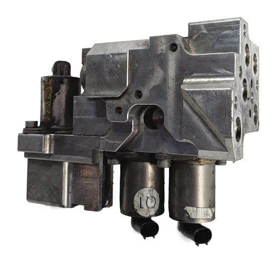2016 MERCEDES GL63 (X166) FRONT HYDRAULIC ACTIVE SUSPENSION SWAY BAR VALVE BLOCK