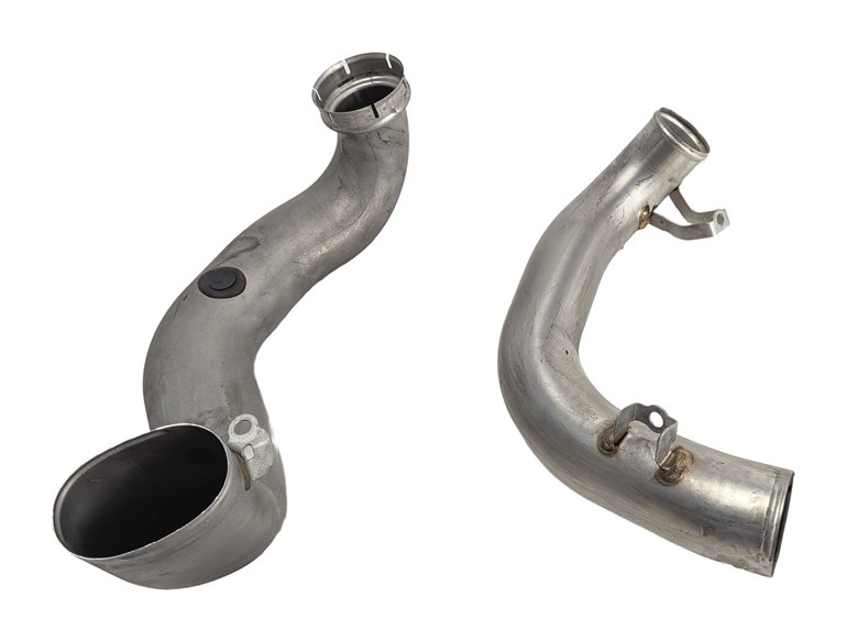 2016 MERCEDES GL63 (X166) 5.5L M157 LEFT TURBO AIR INTAKE DUCT PIPE SET/2