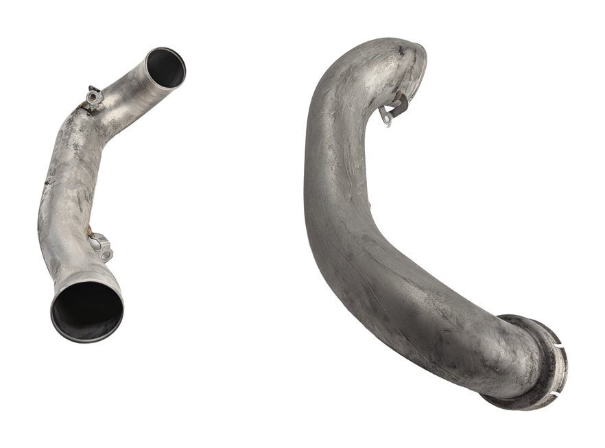Thumbnail 4: 2016 MERCEDES GL63 (X166) 5.5L M157 RIGHT TURBO AIR INTAKE DUCT PIPE SET/2