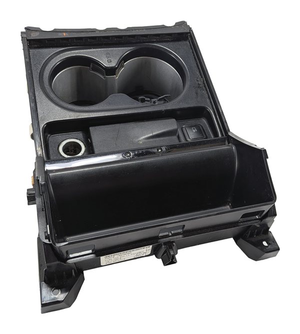 2016 MERCEDES GL63 (X166) CENTER CONSOLE HEATED COOLED CUP HOLDER 12V SOCKET