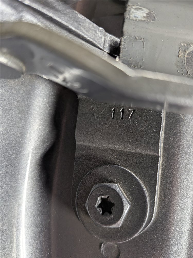 Thumbnail 8: 14-18 BMW X5 X5M (F15 F85) REAR LOWER TRUNK TAILGATE TAIL GATE ASSEMLY (Grey)