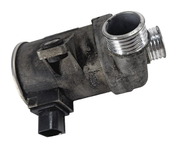 12-18 BMW 328i 428i 528i X3 X5 Z4 (F30 F31 F32 F10 E84 F15 F25) 2.0L WATER PUMP