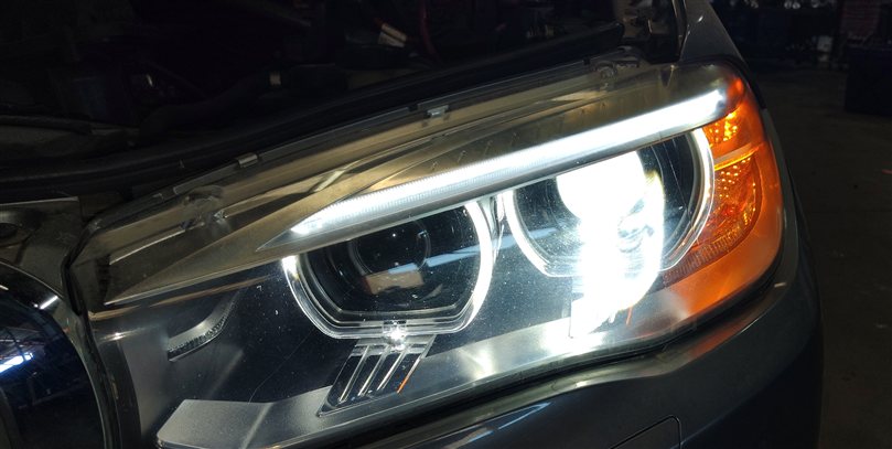 Thumbnail 2: 2014-2019 BMW X5 X6 X5M X6M (F15 F16 F85 F86) LEFT XENON HID ADAPTIVE HEADLIGHT