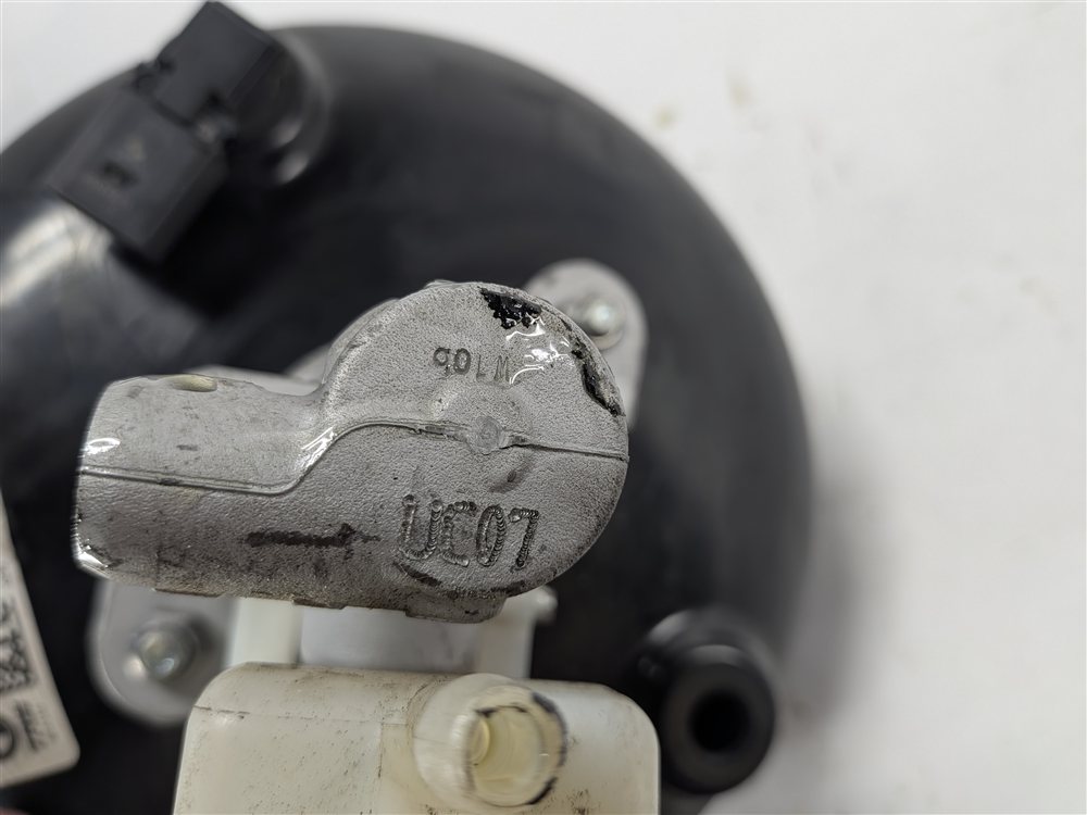 Thumbnail 8: 2016-2018 BMW X5 (F15) 2.0L HYBRID POWER BRAKE BOOSTER MASTER CYLINDER