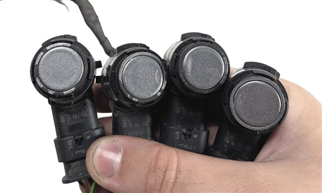 Thumbnail 4: 2016 BMW X5 (F15) REAR PARK ASSIST PDC DISTANCE SENSOR SET/4 w/HARNESS (Grey)