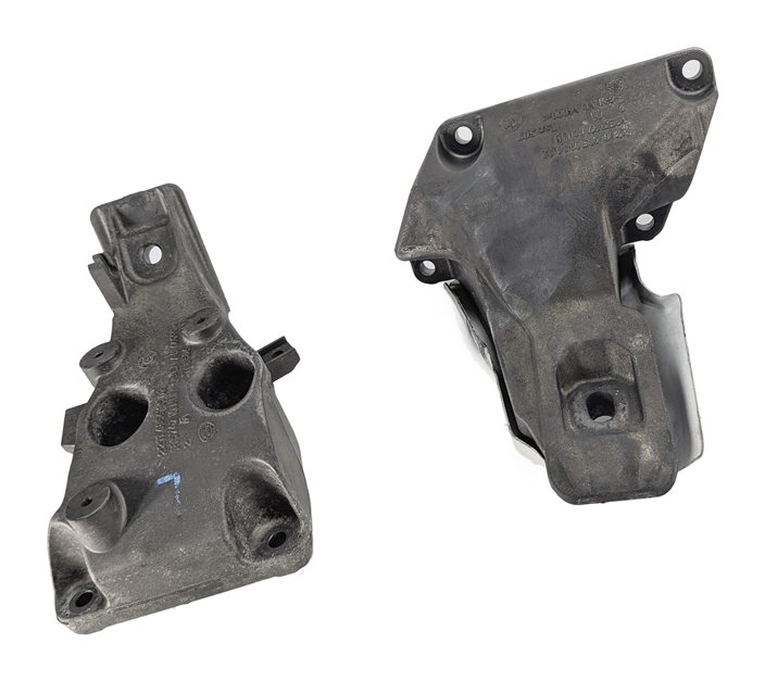 16 BMW X5 (F15) 2.0L HYBRID (N20B20A) ENGINE MOTOR MOUNT SUPPORT BRACKET SET/2