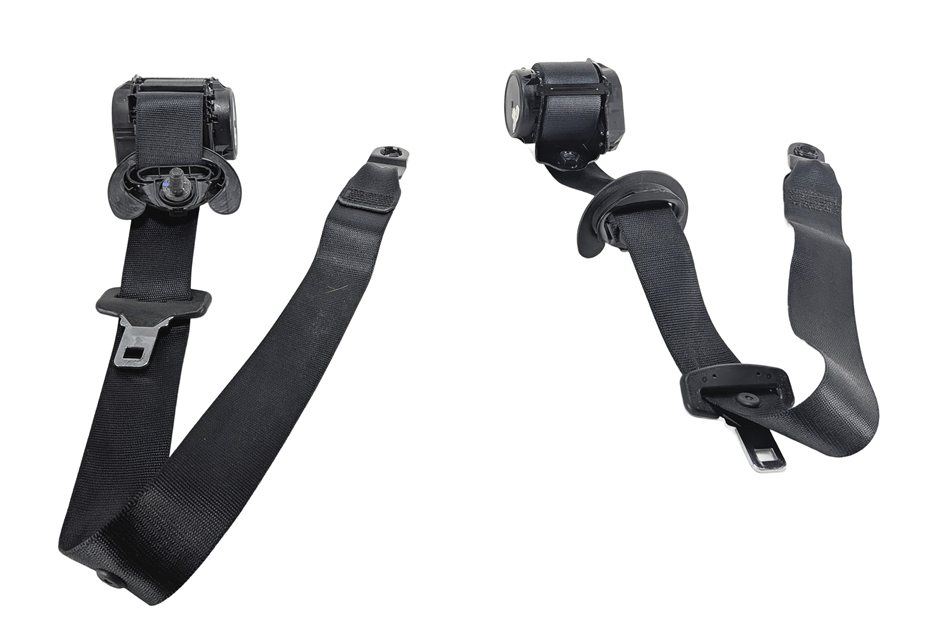 2016 BMW X5 (F15) REAR SEAT SEATBELT RETRACTOR LEFT/RIGHT SET/2 (Black)