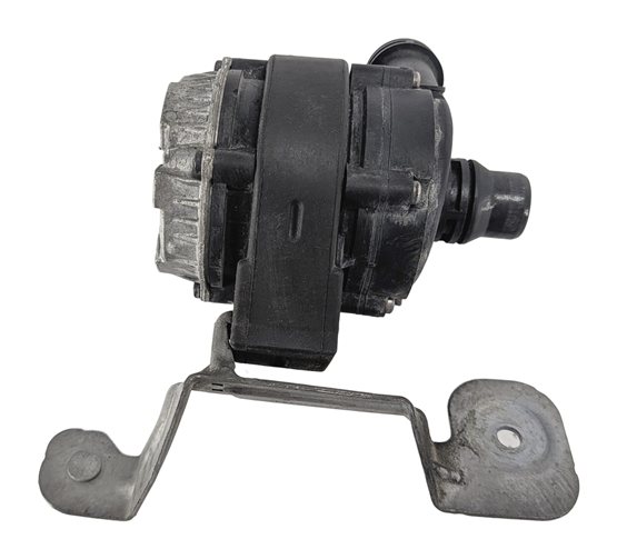 Thumbnail 3: 16 BMW X5 (F15) 2.0L HYBRID (N20B20A) AUXILIARY ELECTRIC WATER PUMP w/BRACKET