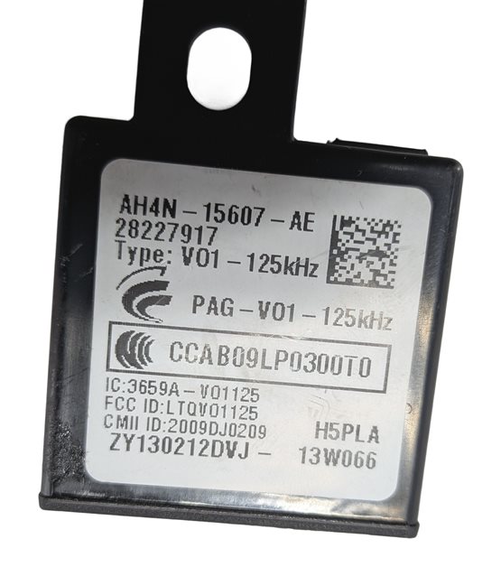 Thumbnail 16: 2013-2016 RANGE ROVER (L405) 5.0L N/A AJ133 ECM CLUSTER KEYLESS IGNITION KEY SET