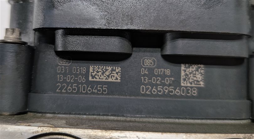 Thumbnail 9: 2013 RANGE ROVER (L405) ABS ANTI-LOCK BRAKE PUMP CONTROL MODULE CPLA-14F447-AH