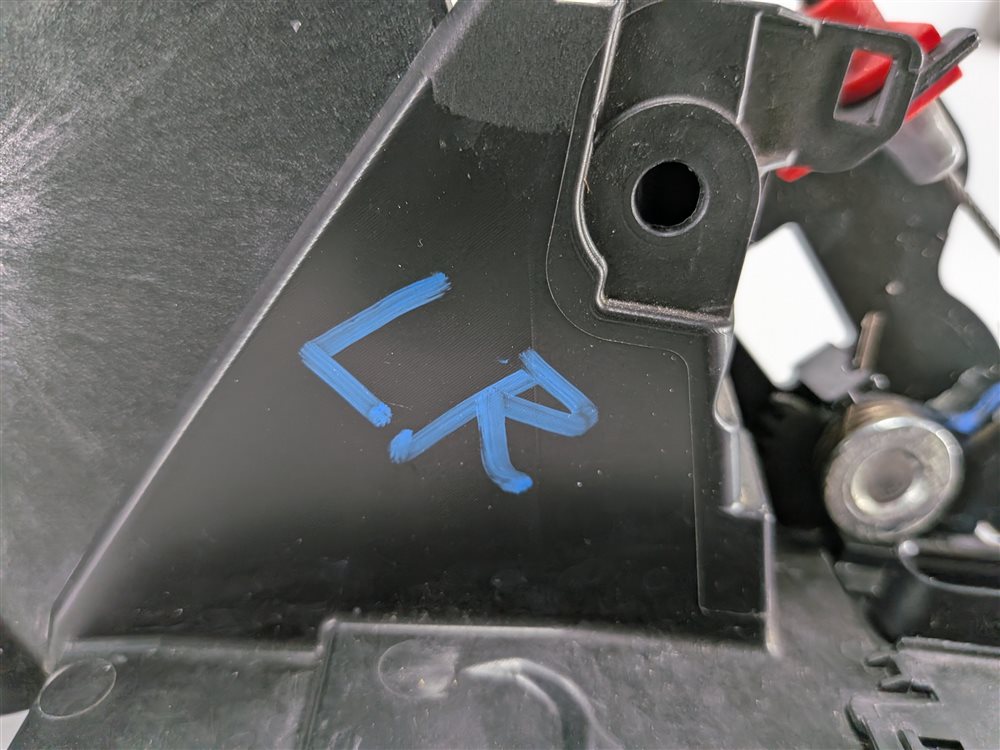 Thumbnail 10: 13-22 RANGE ROVER DISCOVERY (L405 L462 L494 L550) REAR LEFT PASSIVE DOOR LATCH