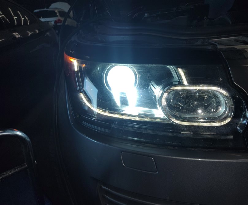 Thumbnail 2: 2013-2017 RANGE ROVER (L405) FRONT RIGHT XENON HID ADAPTIVE HEADLIGHT LIGHT LAMP