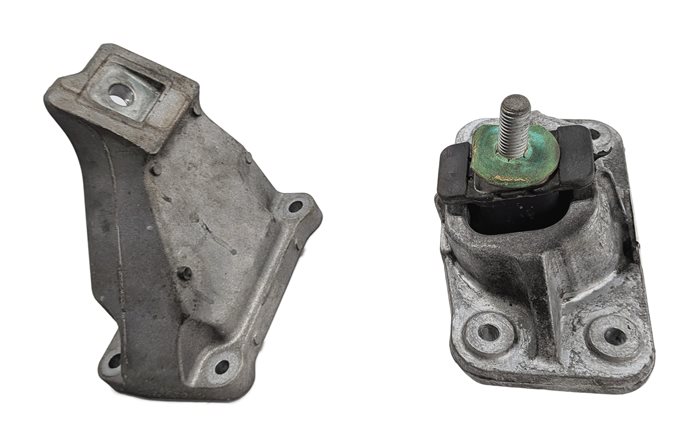 2013 RANGE ROVER (L405) 5.0L AJ133 N/A LEFT ENGINE MOTOR MOUNT w/ BRACKET