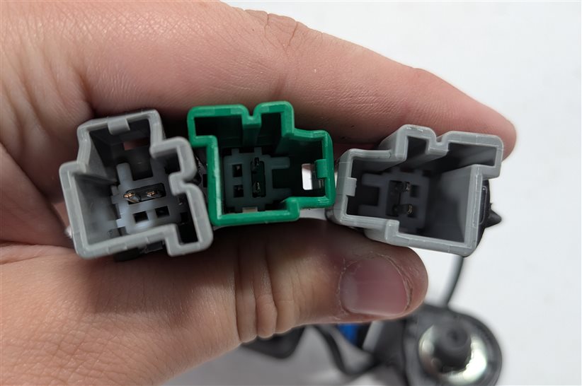 Thumbnail 8: 2013 RANGE ROVER (L405) REAR LEFT CENTER RIGHT SEATBELT BUCKLE SET/3 (Black)