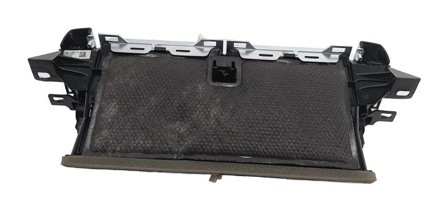 Thumbnail 4: 2013 RANGE ROVER (L405) FRONT CENTER DASH HEAT AIR AC VENT OUTLET BEZEL (Black)
