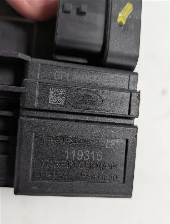 Thumbnail 6: 2013 RANGE ROVER L405 AIR SUSPENSION VALVE BLOCK SOLENOID MANIFOLD CPLA-5B710-BB