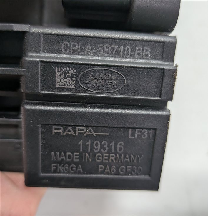 Thumbnail 7: 2013 RANGE ROVER L405 AIR SUSPENSION VALVE BLOCK SOLENOID MANIFOLD CPLA-5B710-BB