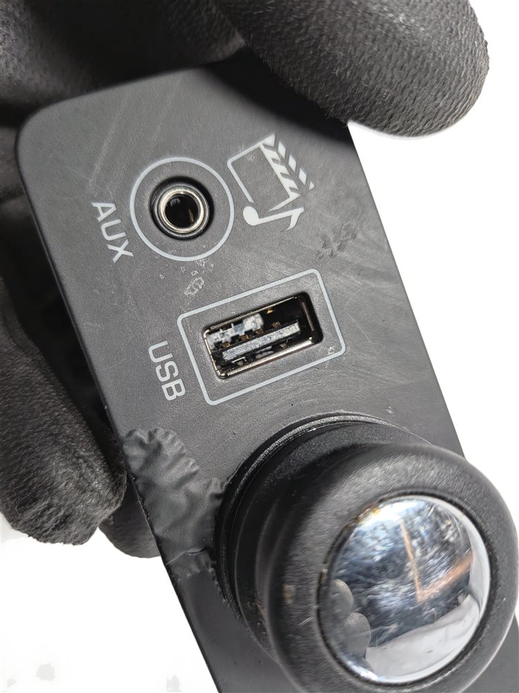 Thumbnail 10: 2013 RANGE ROVER (L405) USB AUX 12V POWER OUTLET SOCKET PANEL CPLA-19C166-CB