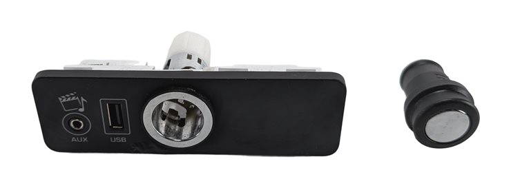 Thumbnail 6: 2013 RANGE ROVER (L405) USB AUX 12V POWER OUTLET SOCKET PANEL CPLA-19C166-CB