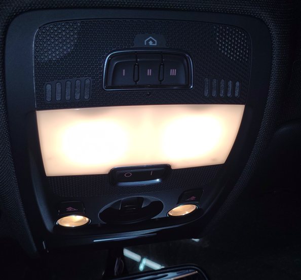 Thumbnail 2: 08-17 AUDI A5 S5 RS5 (8T) FRONT ROOF DOME COURTESY MAP LIGHT (Black)