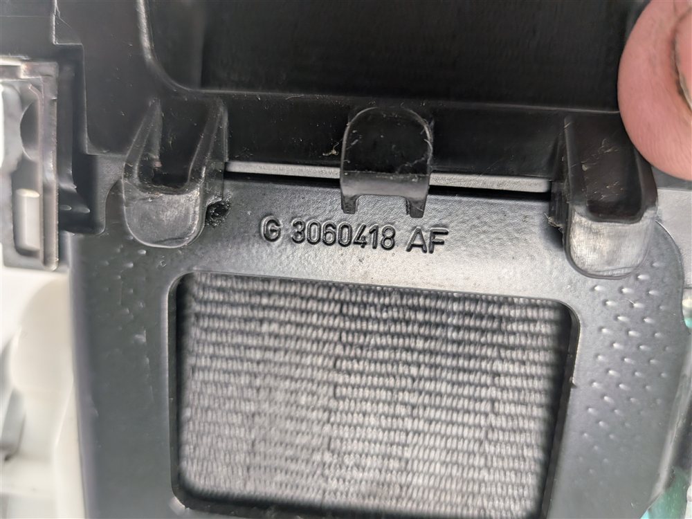 Thumbnail 8: 08-17 AUDI A5 S5 (B8 8T) COUPE FRONT RIGHT PASSENGER SEATBELT RETRACTOR (Black)