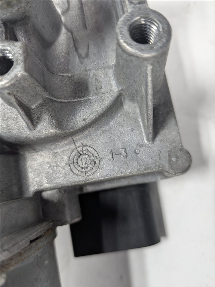 Thumbnail 7: 08-17 AUDI A5 S5 RS5 (B8 8T) COUPE FRONT WINDSHIELD WIPER WASHER MOTOR
