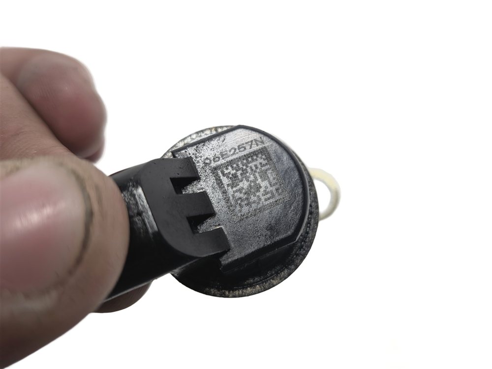 Thumbnail 6: 2014 AUDI S5 (B8 8T) 3.0L SUPER (CTUB) ENGINE CAMSHAFT OIL CONTROL VALVE SET/2