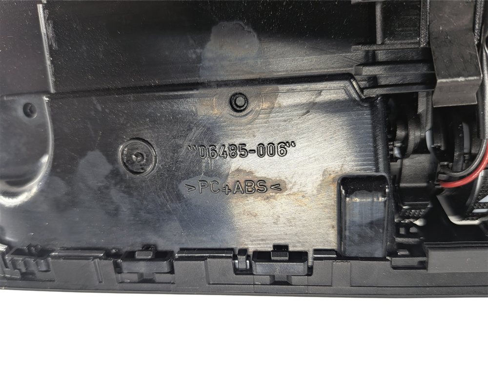 Thumbnail 7: 2014 AUDI S5 (B8 8T) FRONT CENTER DASH HEAT AIR AC VENT BEZEL OUTLET (Black)