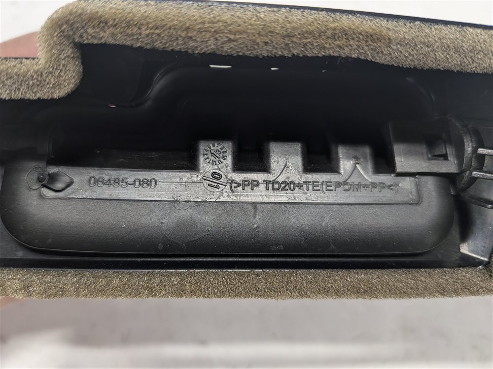 Thumbnail 8: 2014 AUDI S5 (B8 8T) FRONT CENTER DASH HEAT AIR AC VENT BEZEL OUTLET (Black)