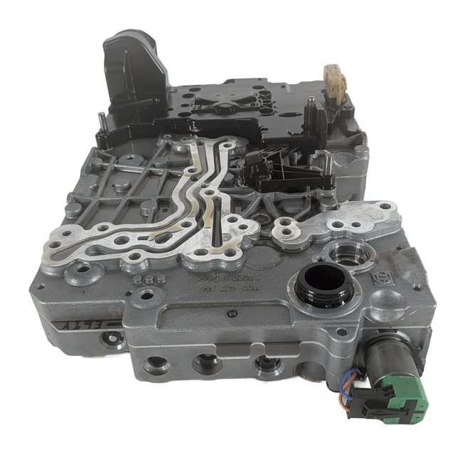 Thumbnail 3: 17-21 BMW 230i 330i 430i F22 F30 F32 8HP-50 TRANSMISSION VALVE BODY MECHATRONICS