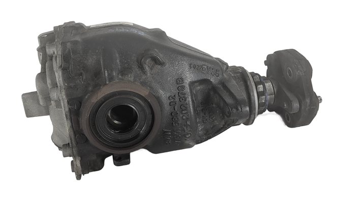 Thumbnail 4: 2014-2019 BMW 2 3 4 SERIES (F22 F30 F32) REAR DIFFERENTIAL GEAR CARRIER (2.81)