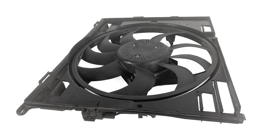 Thumbnail 3: 2017-2021 BMW 2 3 4 (F22 F30 F32 F33 F34) 2.0L ENGINE 600w RADIATOR COOLING FAN