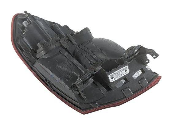 Thumbnail 6: 14-17 BMW 4-SERIES M4 (F32 F33 F36 F82) REAR LEFT OUTER TAILLIGHT BRAKE LIGHT