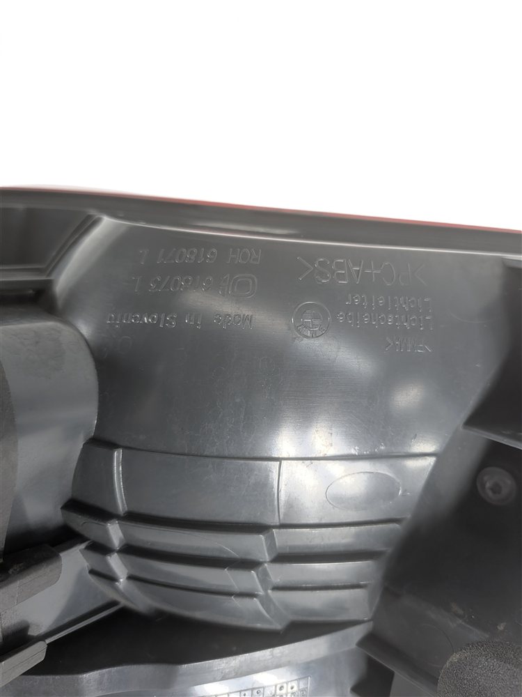 Thumbnail 8: 14-17 BMW 4-SERIES M4 (F32 F33 F36 F82) REAR LEFT OUTER TAILLIGHT BRAKE LIGHT